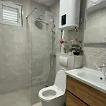 & Papa - Two Bedroom With Balcony And Partial Sea View Apartament